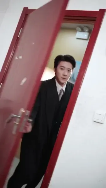 าคู่มือแฝงตัวในแวดวงไฮโซ