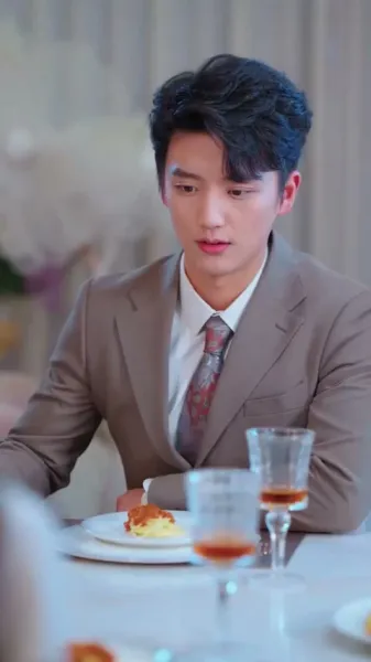 าคู่มือแฝงตัวในแวดวงไฮโซ