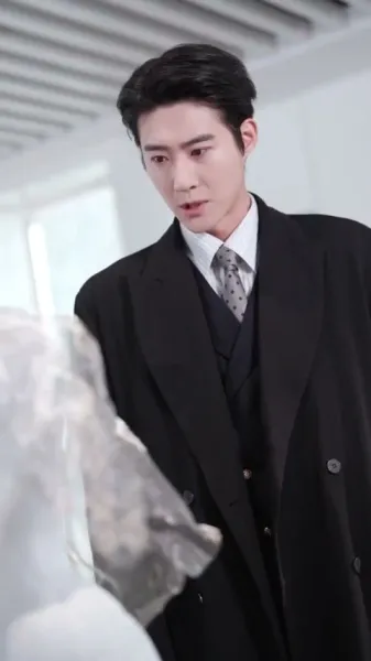 าคู่มือแฝงตัวในแวดวงไฮโซ