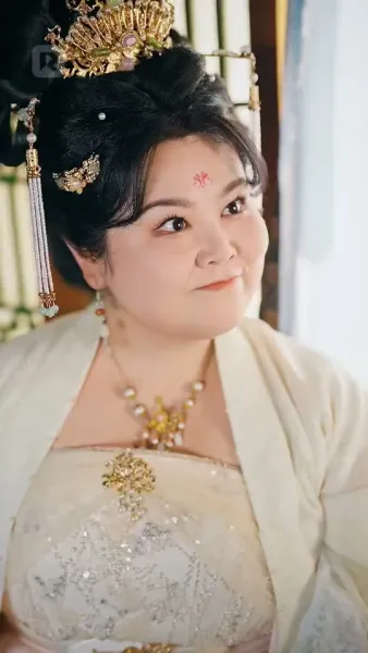 หญิงอ้วนผู้กล้า ชิงตัวเจ้าชายมาเป็นสามี