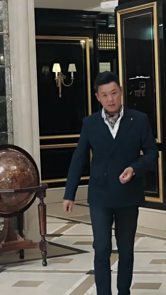 [พากย์ไทย] ไรเดอร์ธรรมดาที่ไม่ธรรมดา