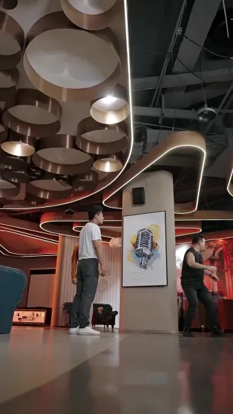 [พากย์ไทย] ไรเดอร์ธรรมดาที่ไม่ธรรมดา