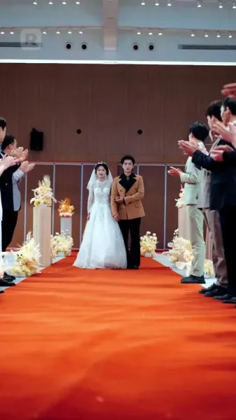 หลังทรยศ เธอกลับมาคุกเข่า