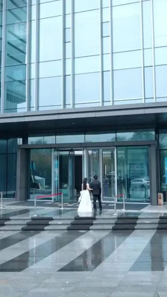 หลังทรยศ เธอกลับมาคุกเข่า