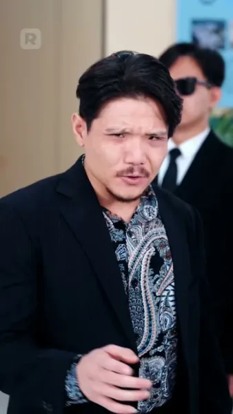 หลังทรยศ เธอกลับมาคุกเข่า