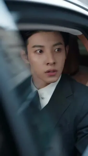 หลังแต่งงานฉับพลัน ฉันกลายเป็นเบี้ยของเจ้านาย