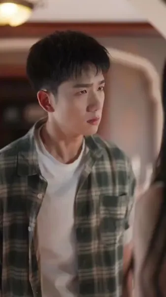 หลังแต่งงานฉับพลัน ฉันกลายเป็นเบี้ยของเจ้านาย