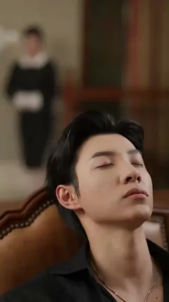 หลังแต่งงานฉับพลัน ฉันกลายเป็นเบี้ยของเจ้านาย