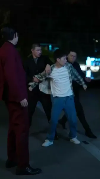 หลังแต่งงานฉับพลัน ฉันกลายเป็นเบี้ยของเจ้านาย