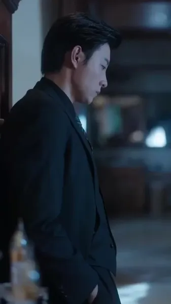 หลังแต่งงานฉับพลัน ฉันกลายเป็นเบี้ยของเจ้านาย