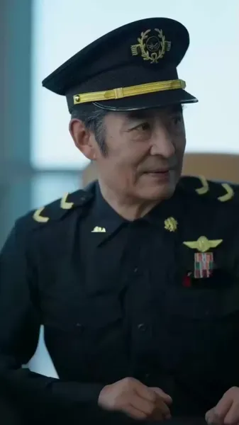 หลังแต่งงานฉับพลัน ฉันกลายเป็นเบี้ยของเจ้านาย