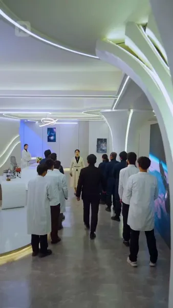 แม่บ้านสู่ดวงดาว