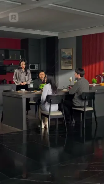 แม่บ้านสู่ดวงดาว