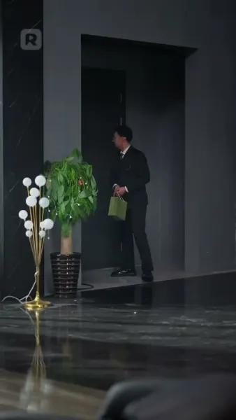 แม่บ้านสู่ดวงดาว