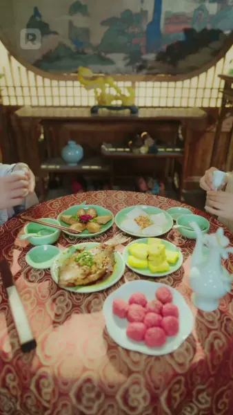 หย่าสามีป่วยไข้ แล้วแต่งใหม่กับท่านเสนาบดี