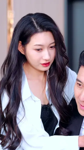 วิวาห์พิษ เกมเงินและการทรยศ