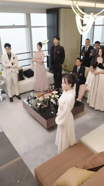 เมียซีอีโอ คุมออฟฟิศ