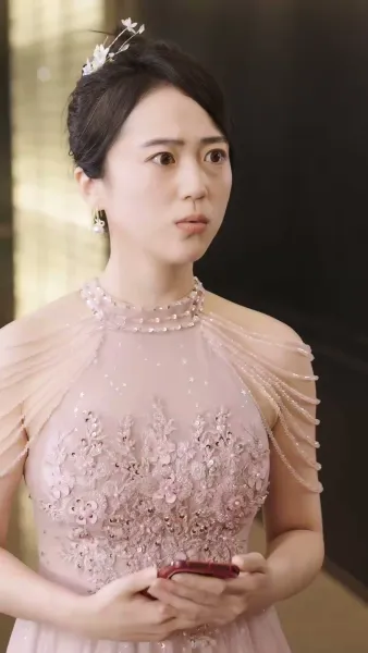 เมียซีอีโอ คุมออฟฟิศ