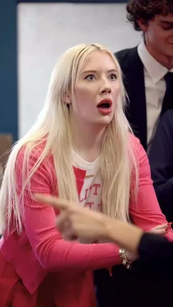 ฉันกับ นักเรียนตัวแสบ(พากย์เสียง)