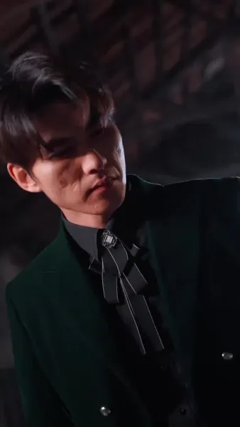 เทพแห่งนรกผู้ไร้พ่าย