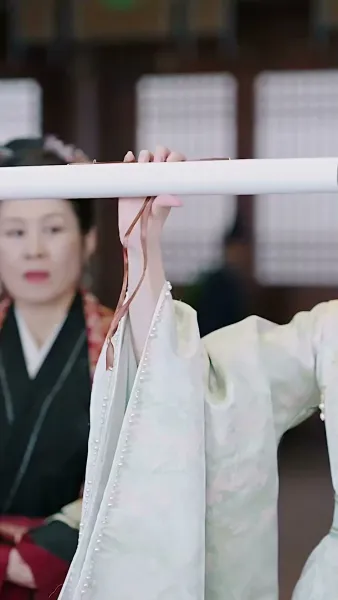 อดีตสามีผู้ตายไปแล้วกลับมาชิงสมบัติ