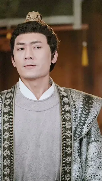 อดีตสามีผู้ตายไปแล้วกลับมาชิงสมบัติ