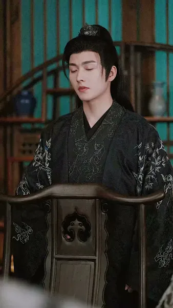 อดีตสามีผู้ตายไปแล้วกลับมาชิงสมบัติ