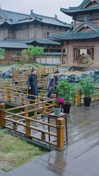 อดีตสามีผู้ตายไปแล้วกลับมาชิงสมบัติ