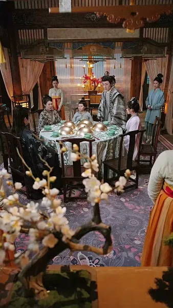 อดีตสามีผู้ตายไปแล้วกลับมาชิงสมบัติ