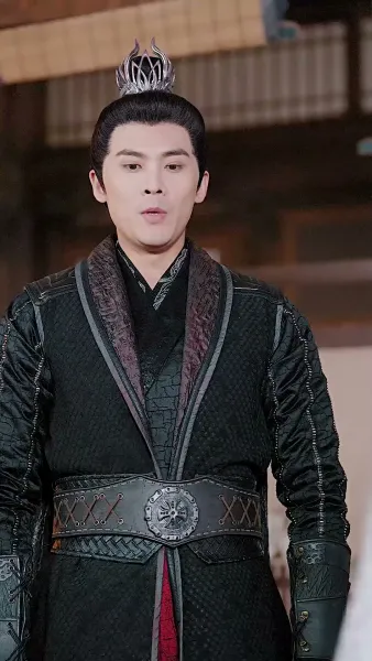 อดีตสามีผู้ตายไปแล้วกลับมาชิงสมบัติ