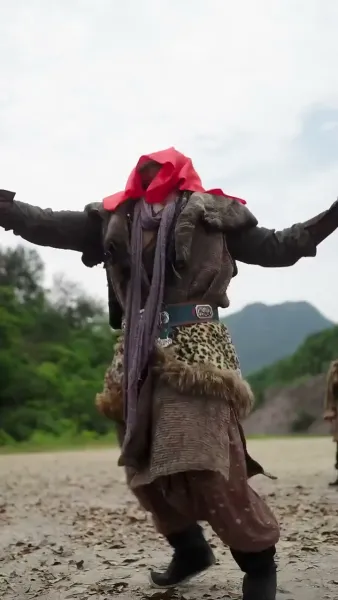 พระมเหสีอ้วนป่วนวัง