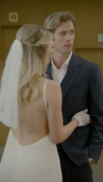 นั่งลงและถ่อมตัว