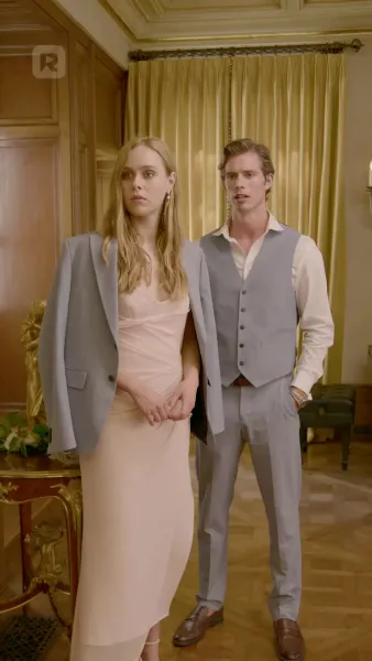 นั่งลงและถ่อมตัว