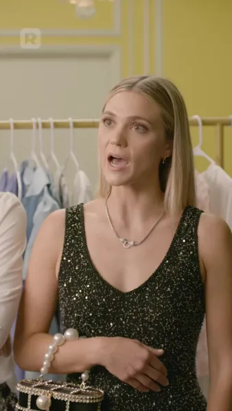 นั่งลงและถ่อมตัว