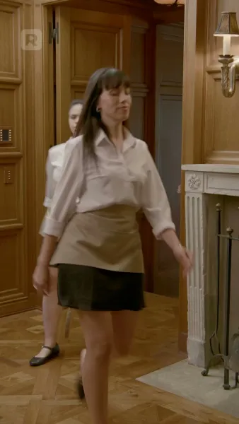 นั่งลงและถ่อมตัว