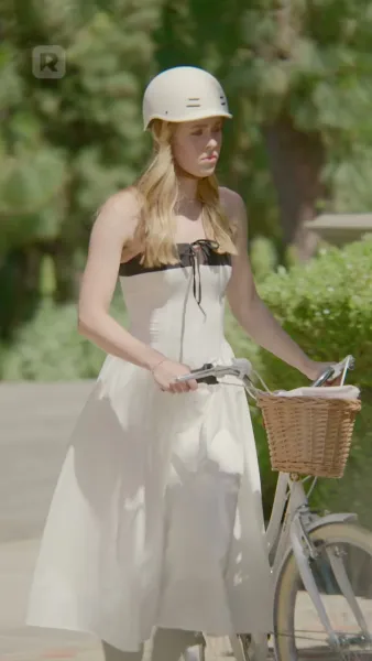 นั่งลงและถ่อมตัว