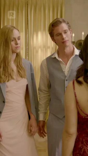 นั่งลงและถ่อมตัว