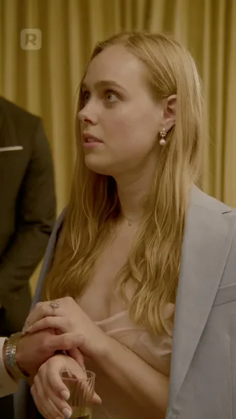 นั่งลงและถ่อมตัว