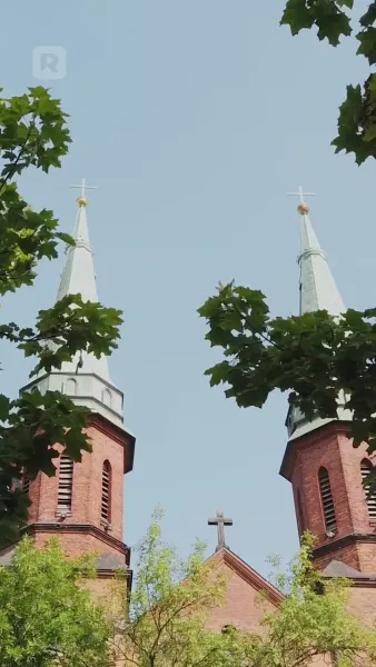 นั่งลงและถ่อมตัว