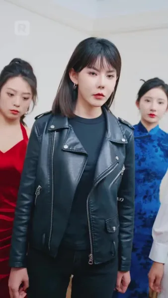 ทายาทสองหน้ากับคุณป้าสี่ท่านสุดแกร่ง