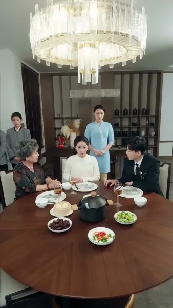 เมื่อท่านประธานจำภรรยาผิด