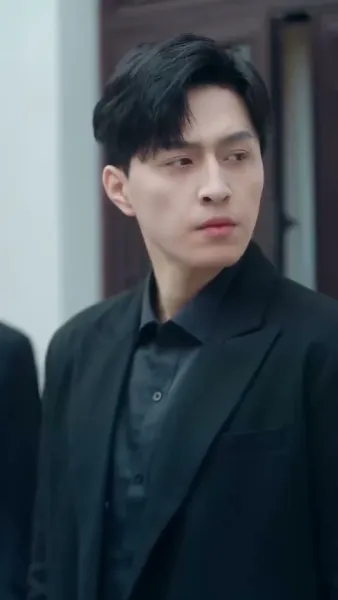 เมื่อท่านประธานจำภรรยาผิด