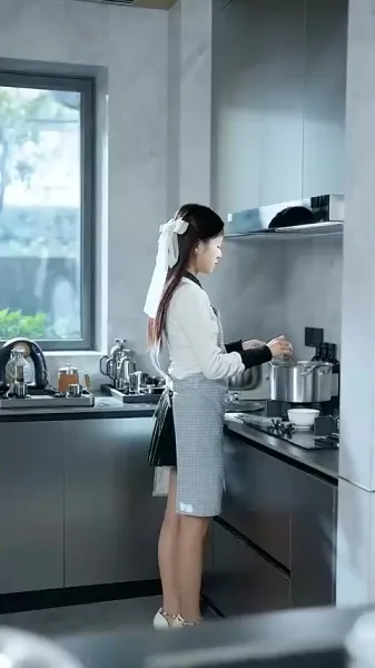 สาวยากจนค้นพบพ่อเศรษฐีพันล้าน