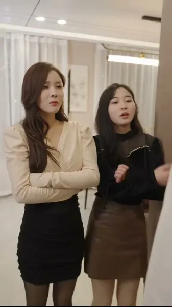  ลูกสาวมหาเศรษฐีเปิดตัวไม่ได้แล้ว