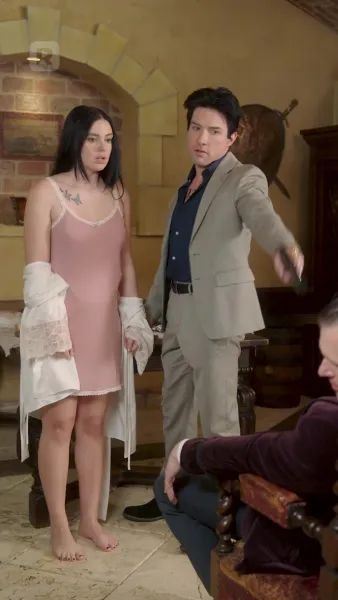 เถ้ากุหลาบสีเลือด