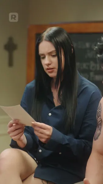 เถ้ากุหลาบสีเลือด