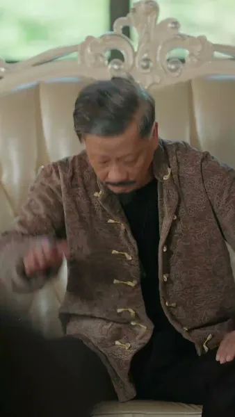 ความมืดใต้ดวงอาทิตย์