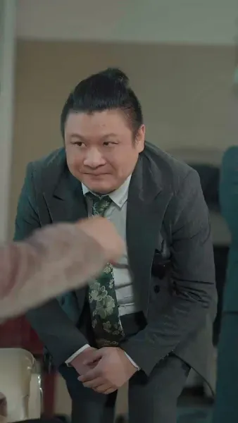 ความมืดใต้ดวงอาทิตย์