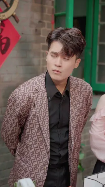 ความมืดใต้ดวงอาทิตย์