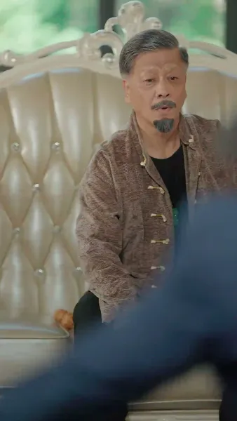 ความมืดใต้ดวงอาทิตย์